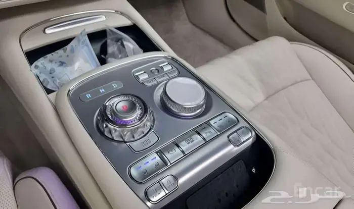 جنسس جي 90 GENESIS G90 2025 15