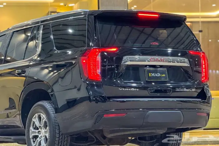 GMC يوكن SLE V8 2021 اسود سعودي 4