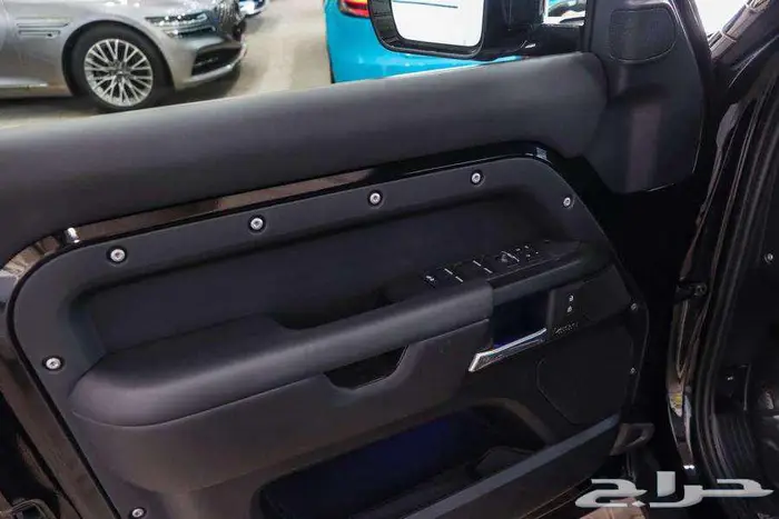 ديفندر وارد كندا p400 موديل 2025 9