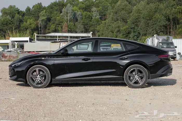 ام جي 7 فل كامل - 2025 MG 7 2