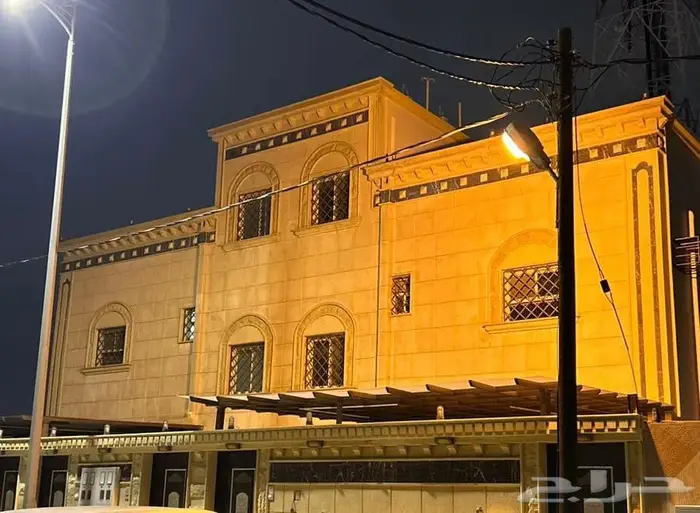 للايجار شقة احد رفيده بدون اثاث حاليا 0