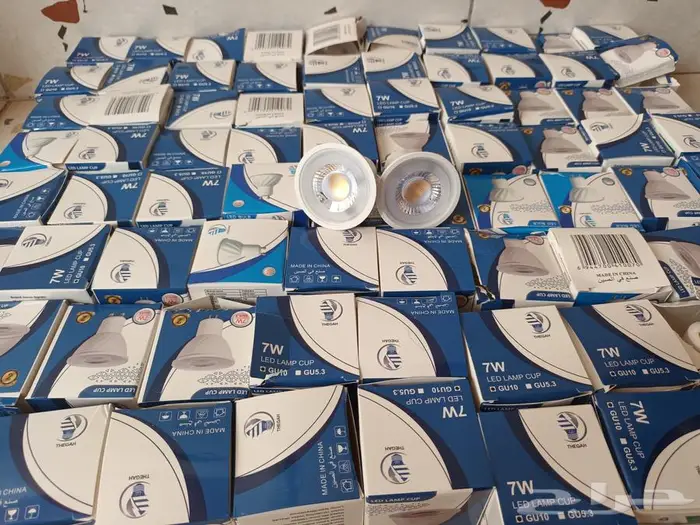 لمبات صفراء جديده استبدلتها بالبيضاء 2
