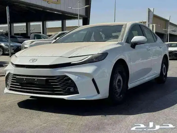 كامري E ستاندر طيس بنزين 2025 بريمي 1
