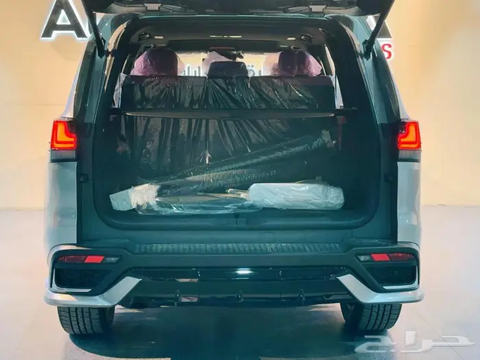 عروض لكزس LX600 F-sport فل كامل وارد الوكيل 2025 13