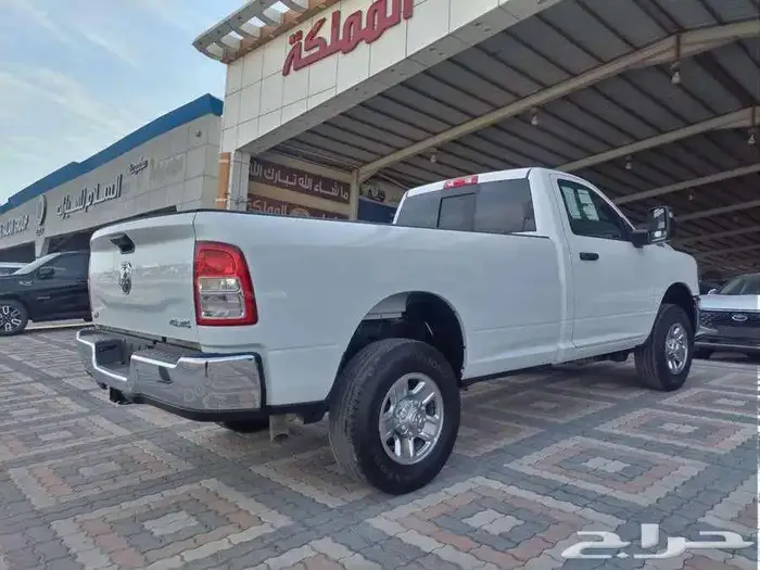 دودج رام 2023 غمارة 2500 heavy duty 6.4 hemi 8