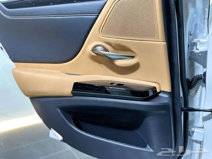 ليكزس ES250 AA موديل 2025 كاش و أقساط 6