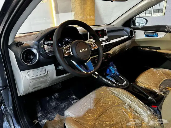 كيا سيراتو ستاندر 2024 10