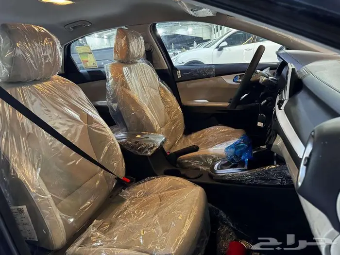 كيا سيراتو ستاندر 2024 14