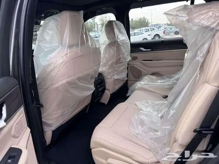 جيب شروكي موديل 2024 ليميتد بلس أصفار كاش وتقسيط 10