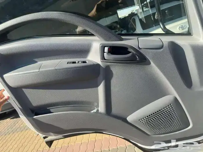 ايسوزو دينا 6طن شاص طويل 6.1متر ياباني 2025 6