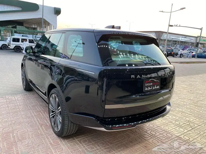رنج روفر HSE V8 موديل 2023 خليجي 6