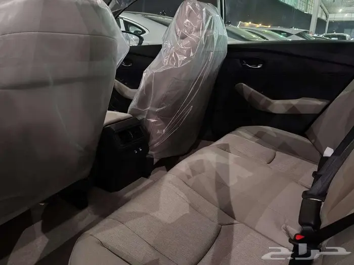 هوندا اكورد LX استاندرد 2025 7