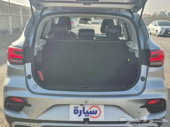 ام جي ZS LUX 2022 8