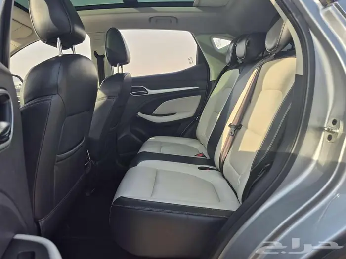 ام جي ZS LUX 2022 7