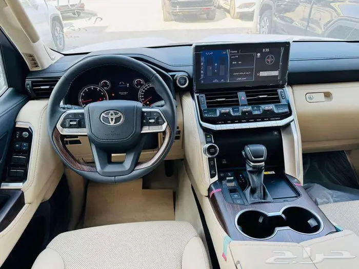 تويوتا لاندكروزر L5 -GXR- بنزين 2025 كاش وتقسيط بنوك 6