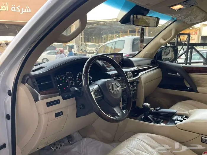 لكزس 2019 LX570 بلاك ايديشن 14