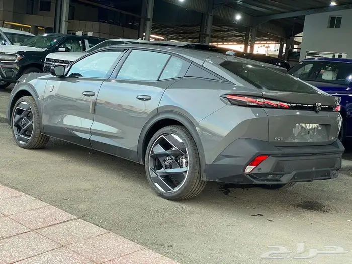 بيجو 408 GT موديل 2025 عروض اليوم الوطني 4