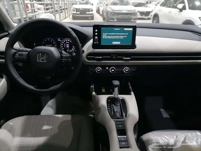 هوندا ZRV LX موديل 2023 ( عرض اليوم الوطني 95000 شامل ) 4