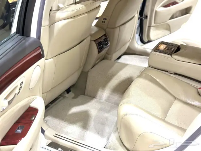 لكزس لاراج 2012 عبداللطيف 460 LS . 15