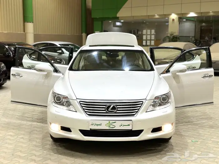 لكزس لاراج 2012 عبداللطيف 460 LS . 26