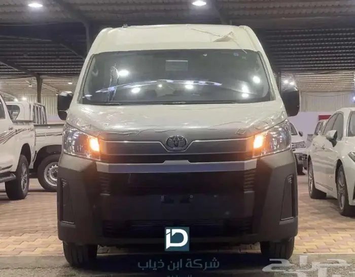 تويوتا باص هايس 13راكب ديزل 2026 جير عادي 1