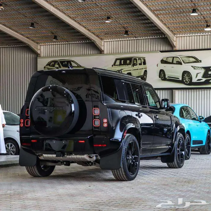 ديفندر وارد كندا p400 موديل 2025 13
