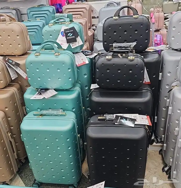 عرض لاطقم شنط السفر 16