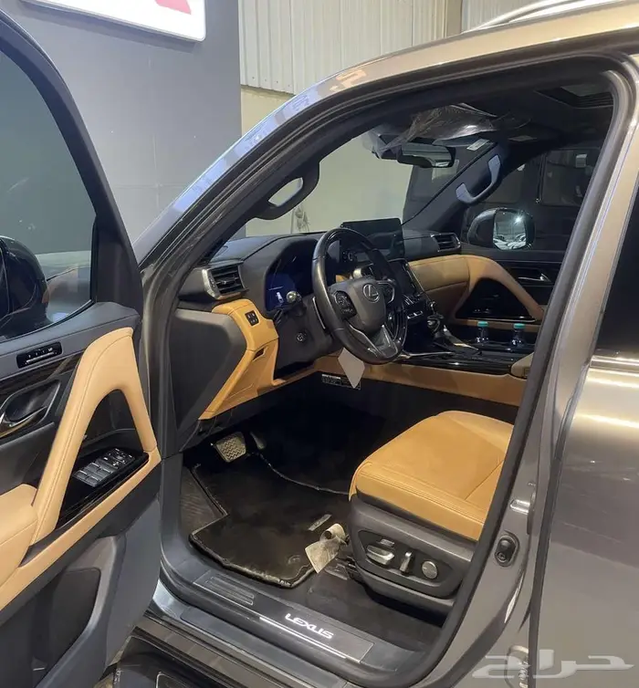 لكزس LX600 2022 ممشي 39 الف 11