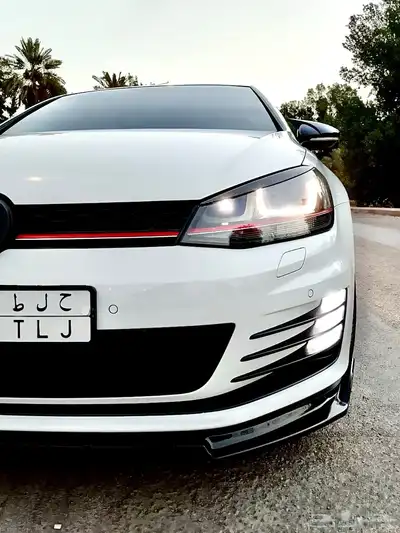 فولكس واجن جولف 2016 فل كامل نظيف GTI index