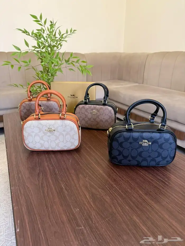 شنط ماركات عالميه درجه اولى .. 0