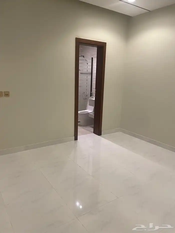 شقة جديدة للإيجار بحي الفيحاء 2