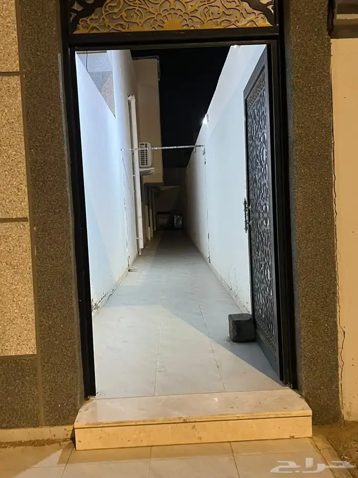شقة عزاب غرب الدايري بالعزيزية 2
