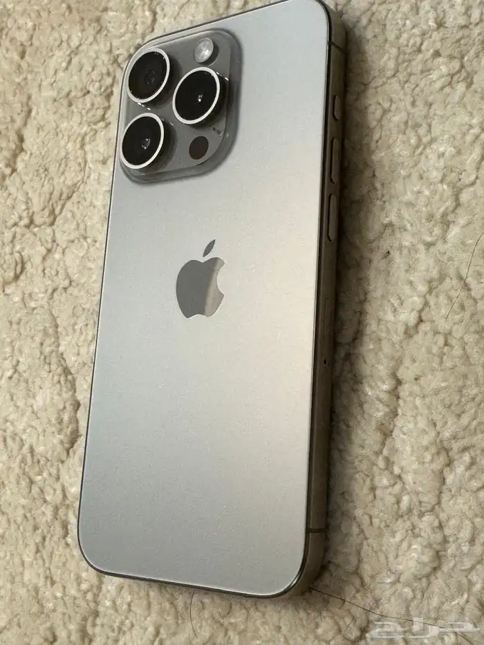 ايفون 15 برو   سماعة Air pods pro   كفر تيتانيوم من iphone 5