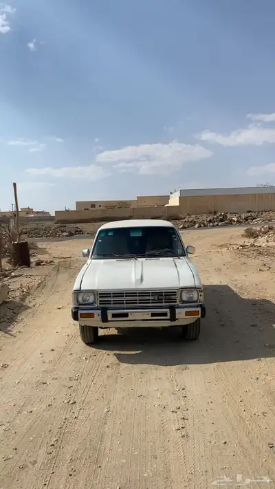 هايلوكس1982 index