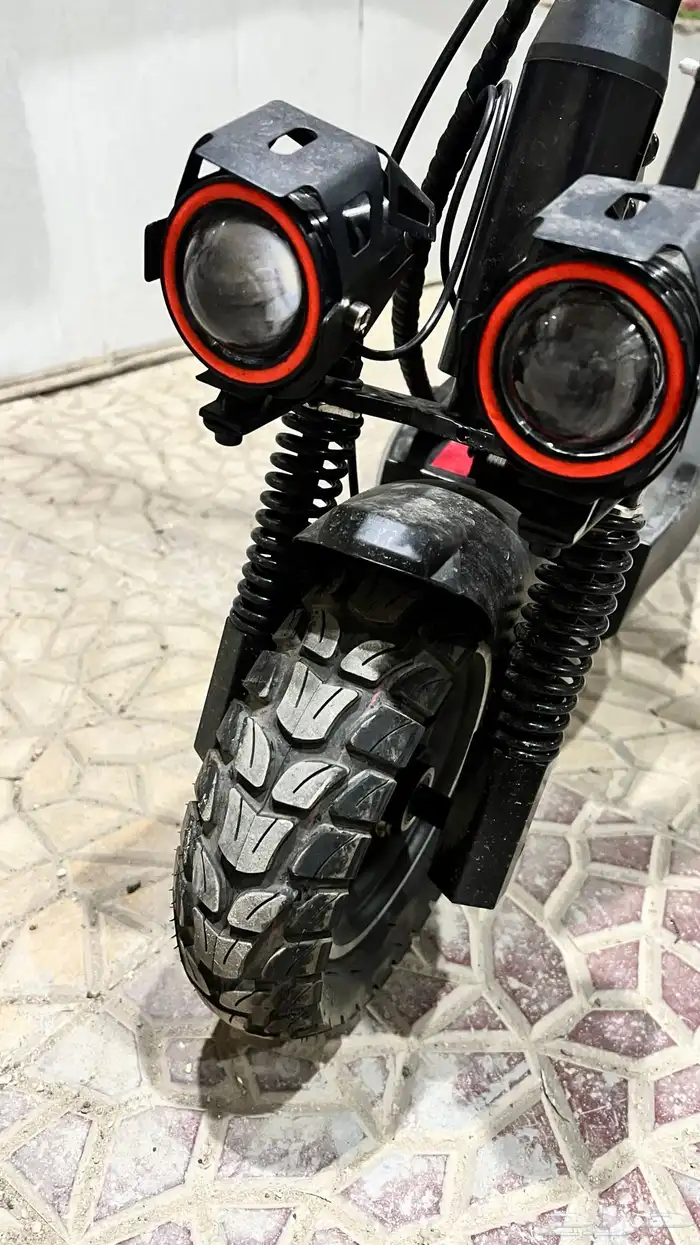 سكوتر الوحش 4
