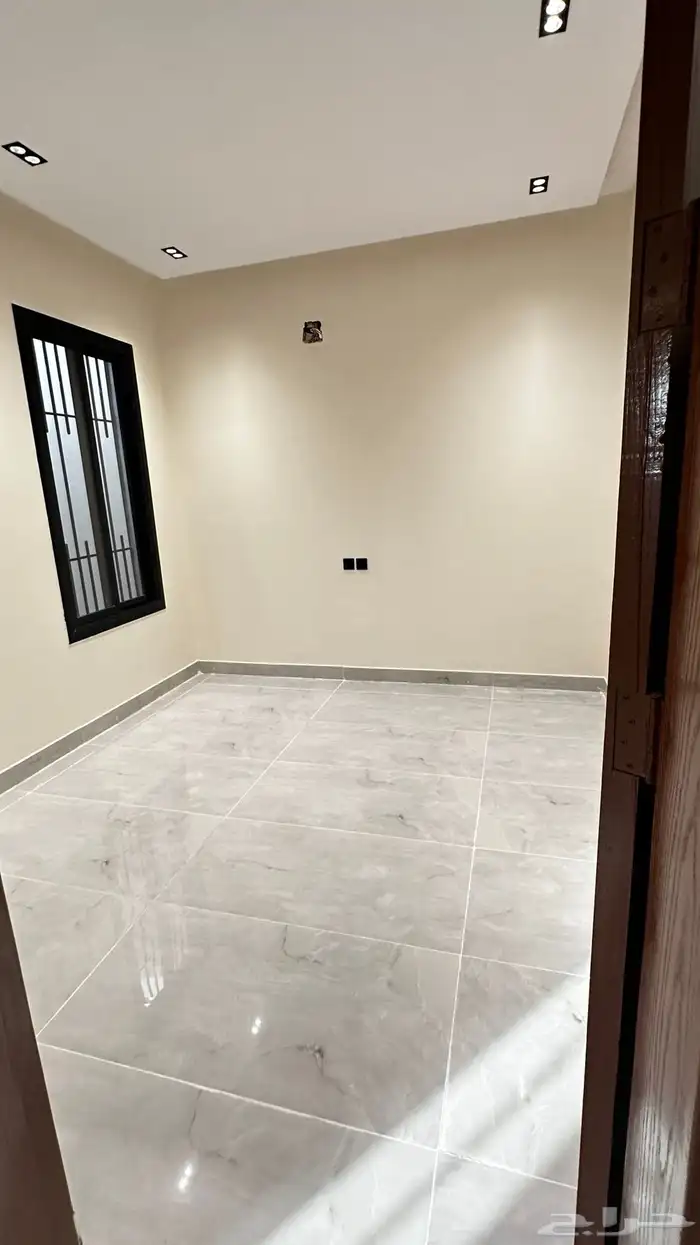 شقة للبيع حي السعادة بالقرب من حي الفيحاء على شارع عشرين 6
