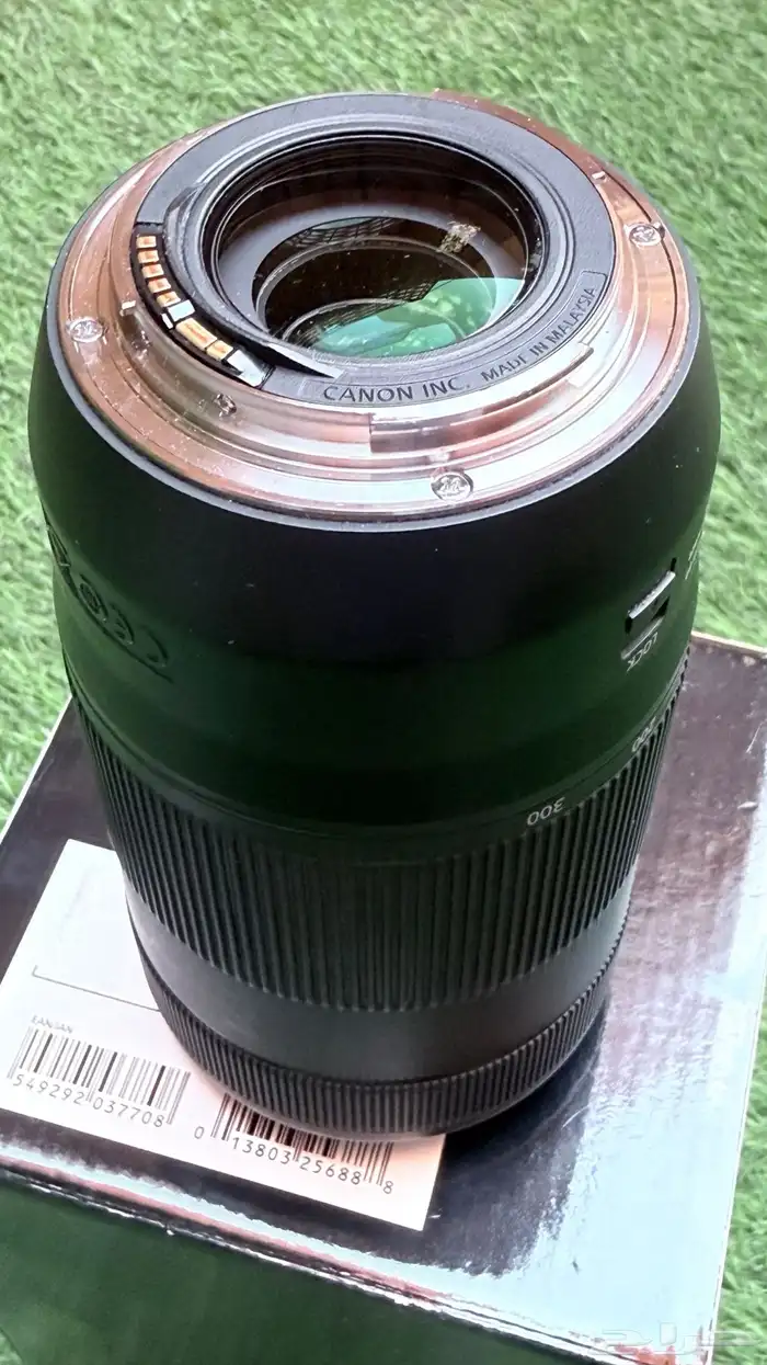 للبيع عدسة كانون EF 70-300 شبه جديدة وبالكرتون 4