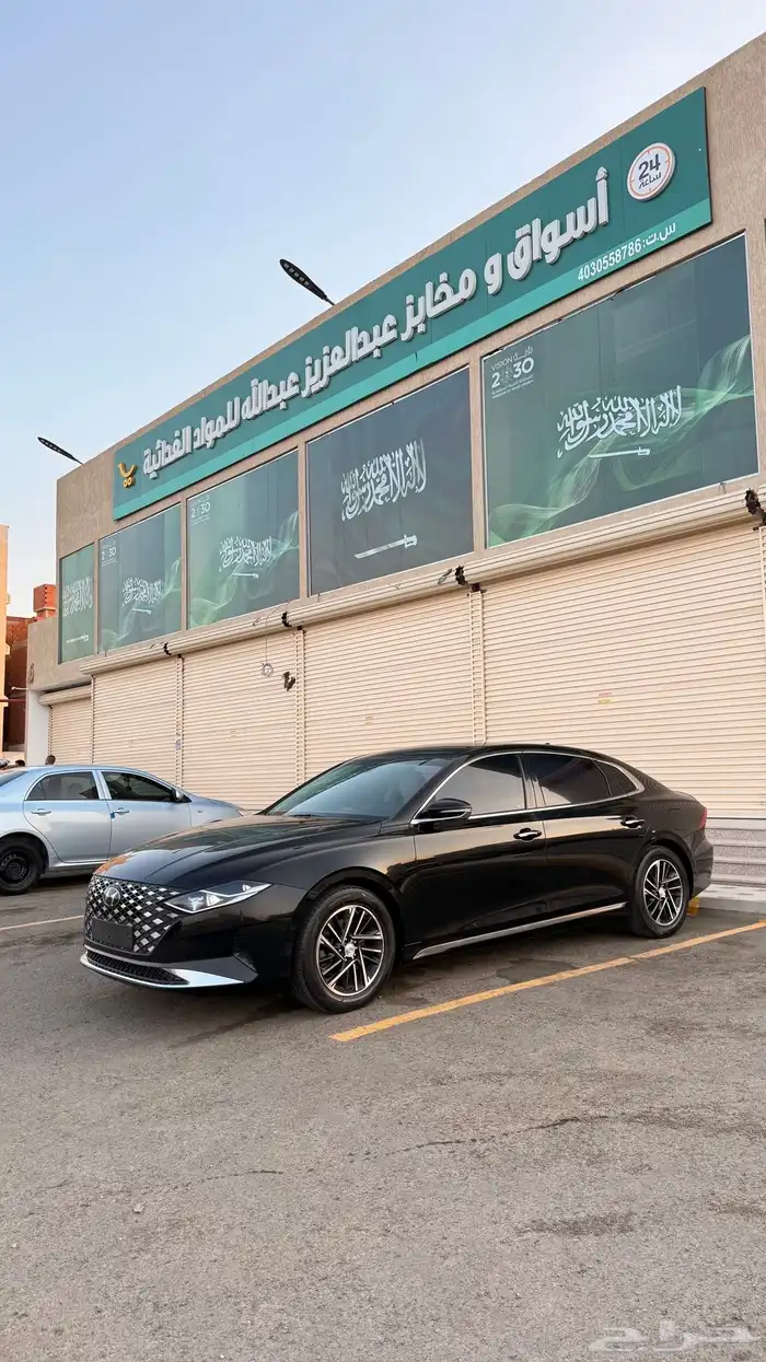 ازيرا 2020 ( بنزين 4V ) فل بحالة الوكالة 3