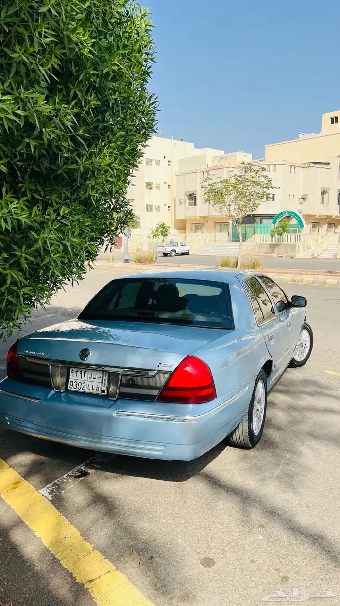 فورد جراند ماركيز 2011 اخت الجديده 1