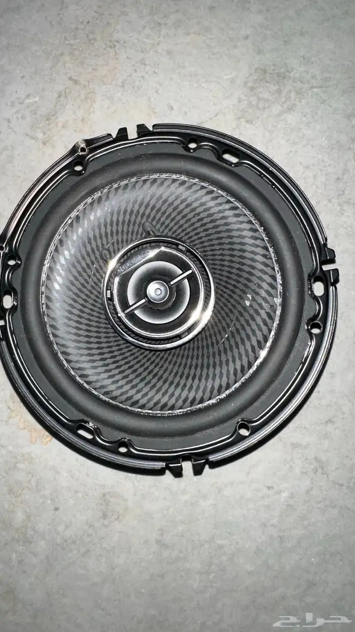 سماعات وجهاز AKAi 11