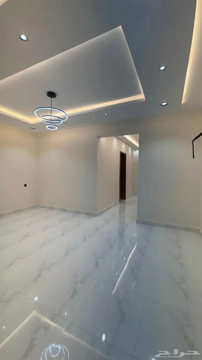 للبيع شقه ارضيه 6 غرف مع حوش وبايكه من 570 الف ابها 14