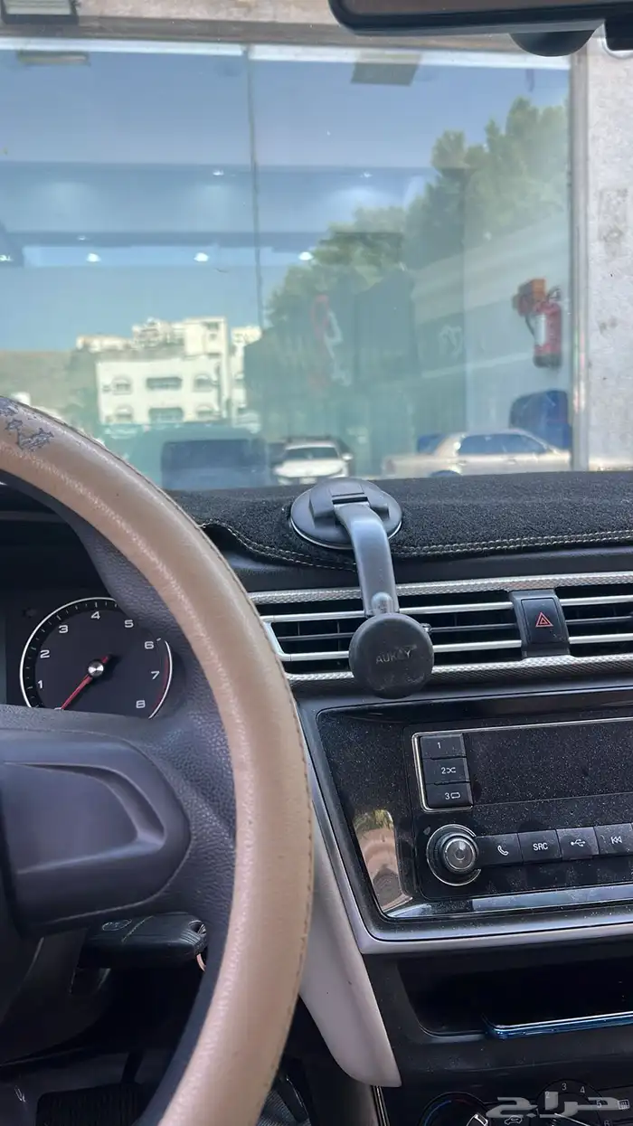سيارة MG5 2020 8