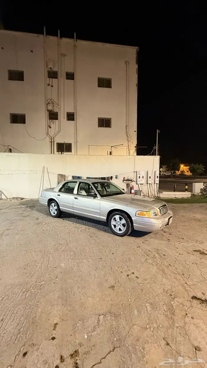 فورد فكتوريا مديل 2010 2