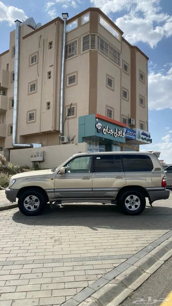 لاندكروزر 2004 جكسار 2