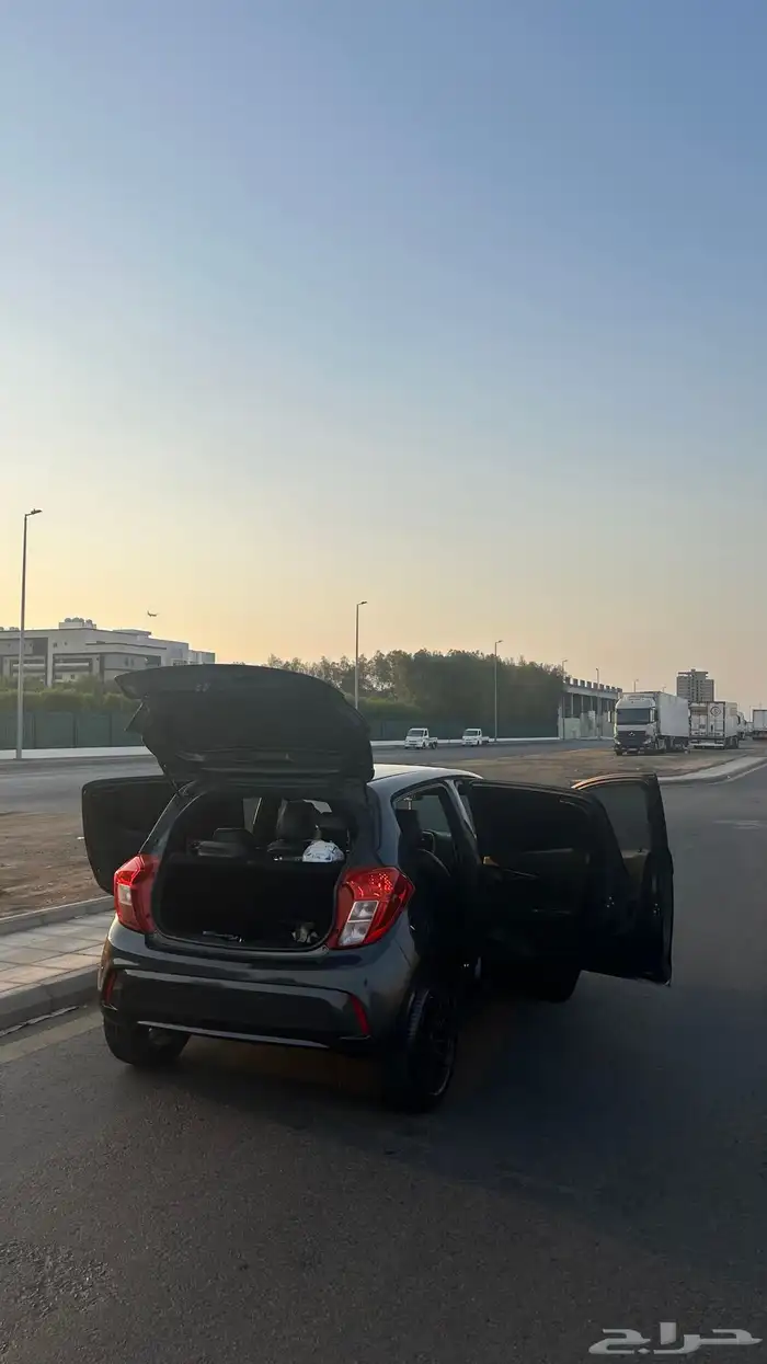 سبارك 2019 رصاصي غامق 3