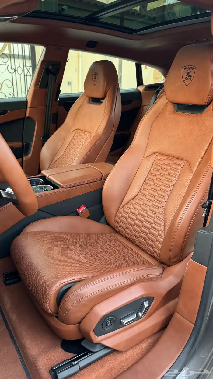 لامبورجيني اورس Lamborghini Urus 5