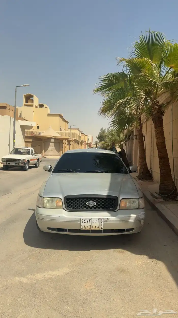 فورد كروان فكتوريا 7