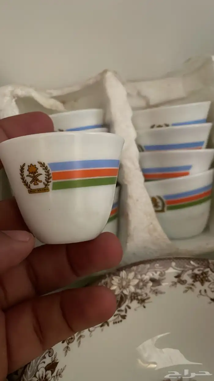 مجموعة فناجيل وبرسلان قديمه 0