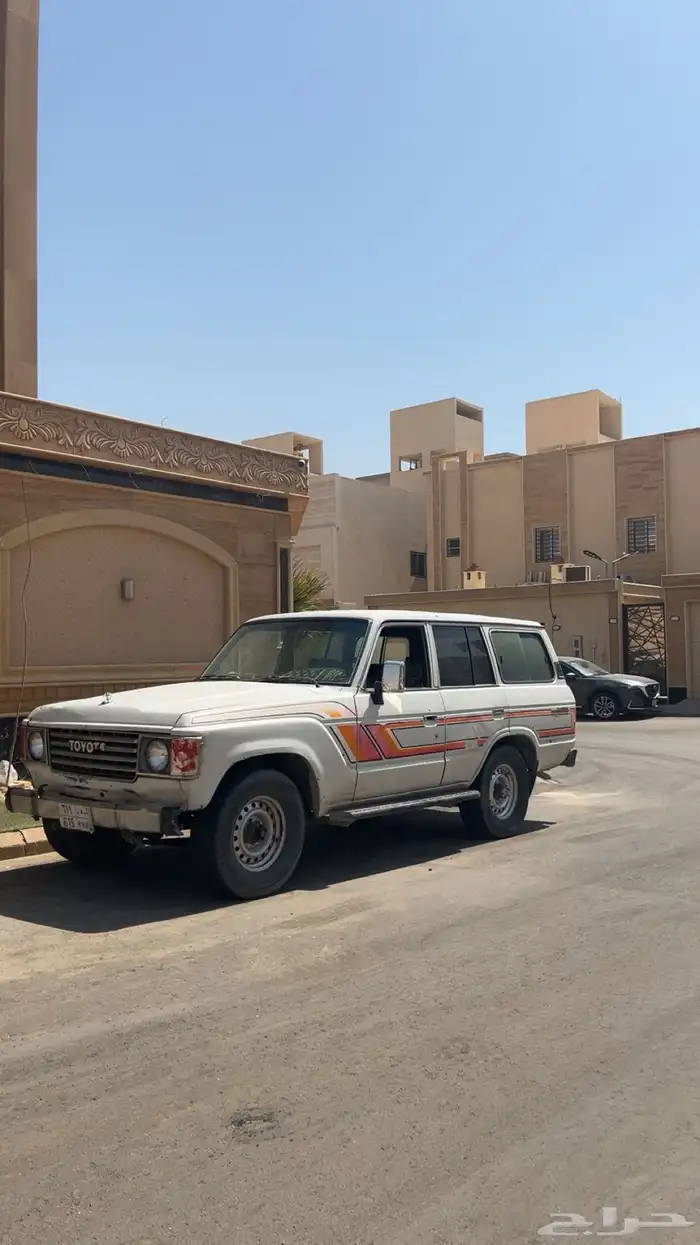 جيب لاندكروزر موديل 86 للبيع تشليح لوجود مخالفات 0