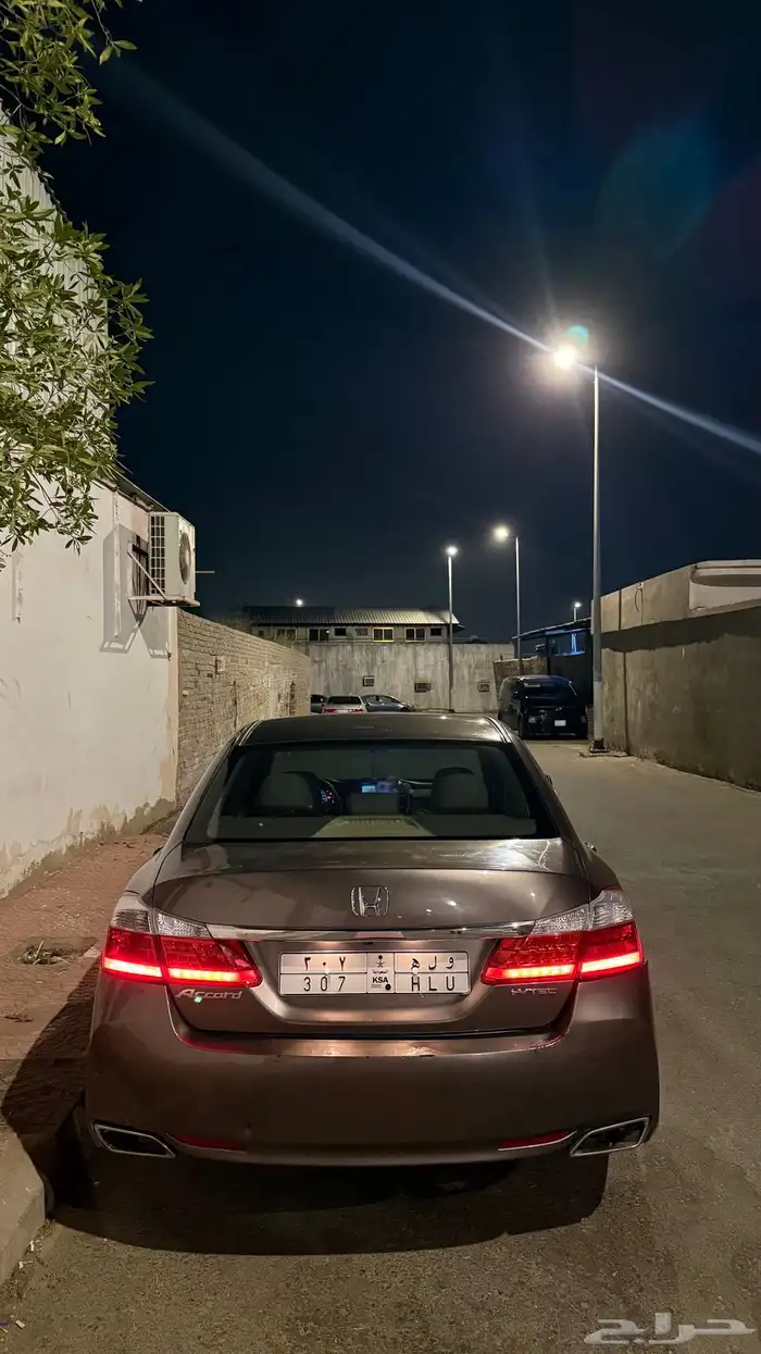 هواند اكورد 8